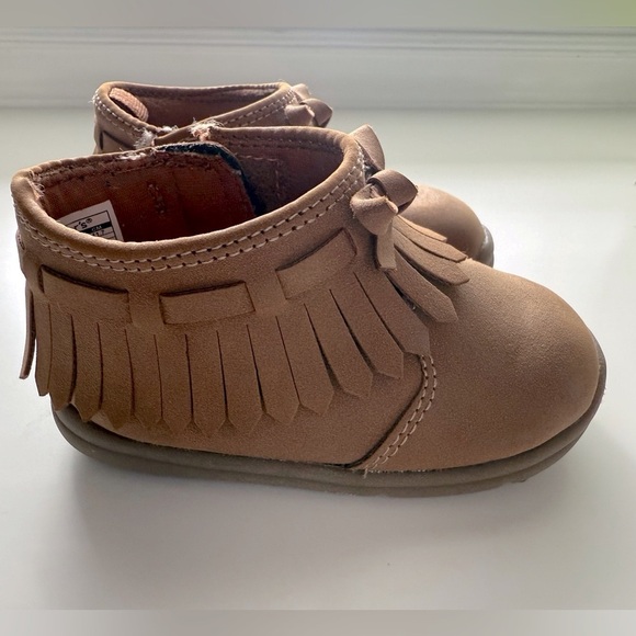 Carters Brown Kids Moccasin Shoes - Size 4.5M - Picture 6 of 11